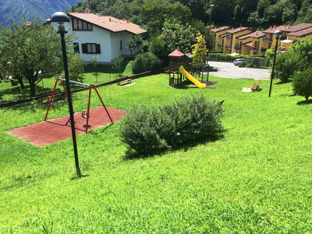 Anna Apartments Castro  Екстериор снимка