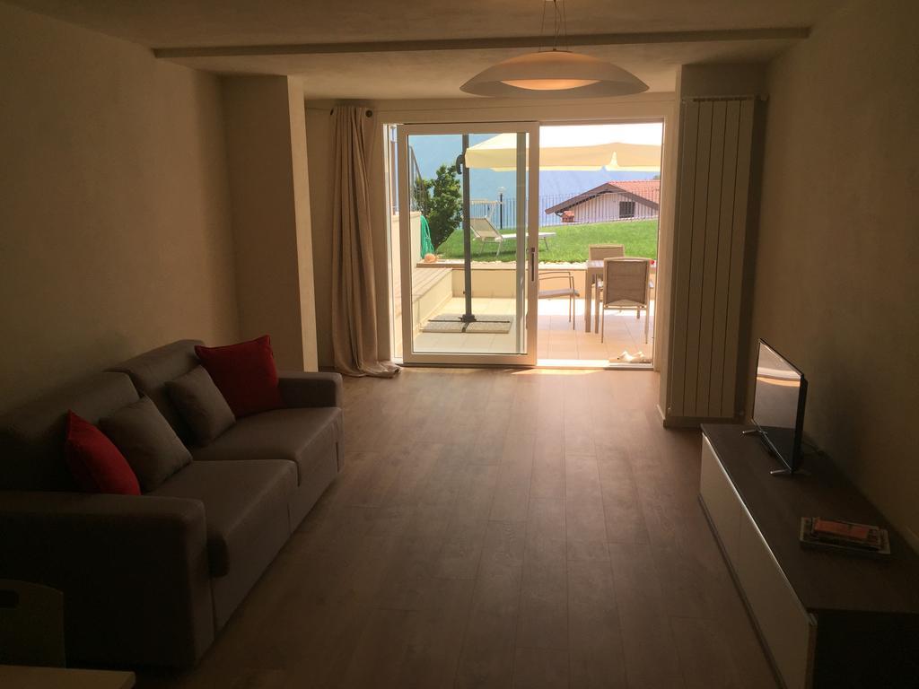 Anna Apartments Castro  Екстериор снимка