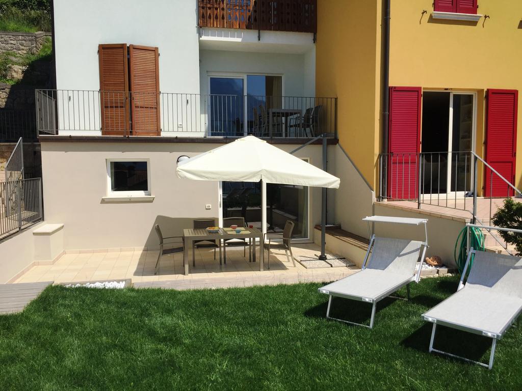 Anna Apartments Castro  Екстериор снимка