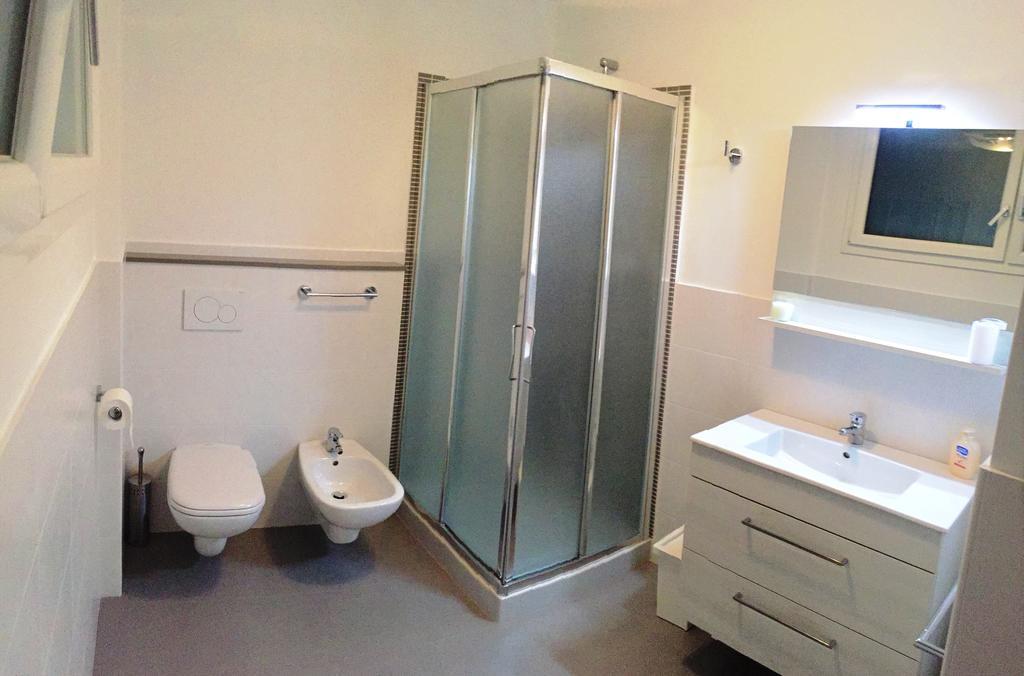 Anna Apartments Castro  Екстериор снимка