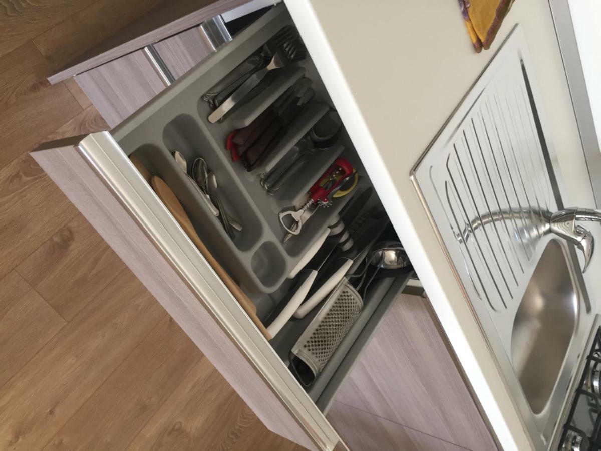 Anna Apartments Castro  Стая снимка